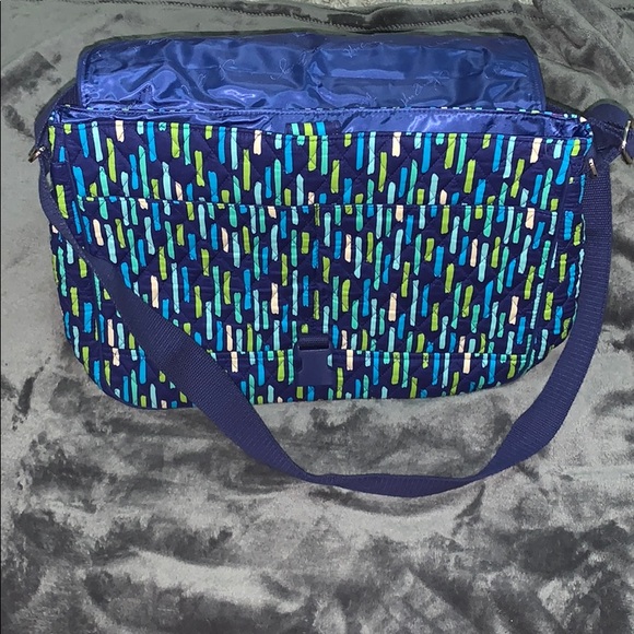 vera bradley messenger bag - Picture 2 of 6